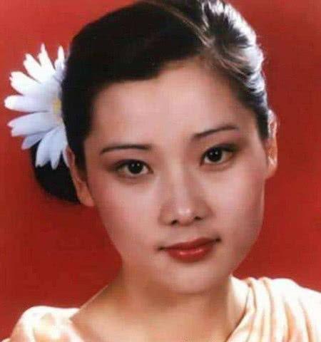 56岁明星,56岁明星的璀璨人生回顾”